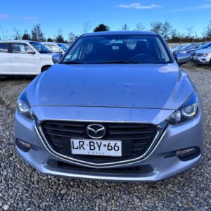 Mazda new3, año 2020